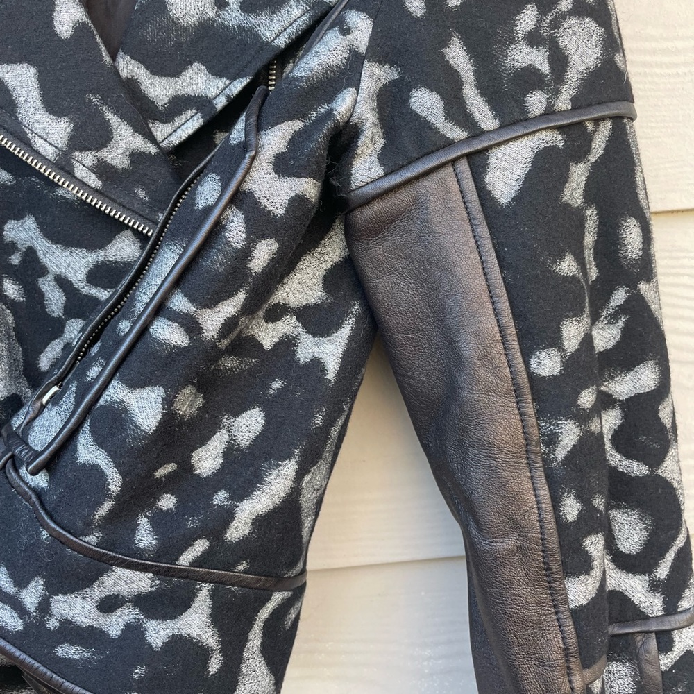 Diane von Furstenberg Leopard Wool Leather - Picture 13 of 16